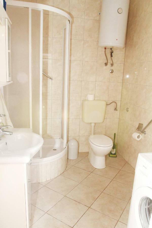 Ferienwohnung Raos Iva Trogir Exterior foto