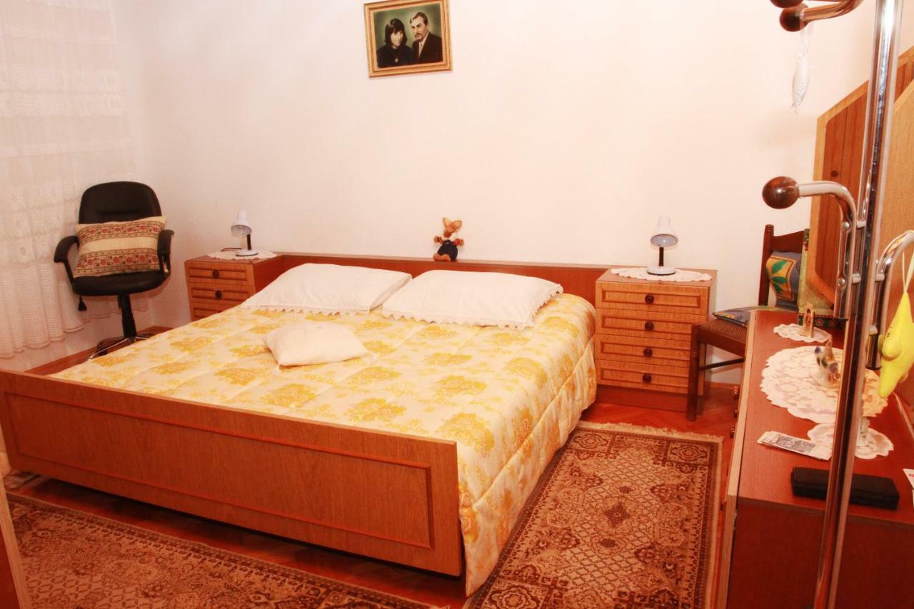 Ferienwohnung Raos Iva Trogir Exterior foto
