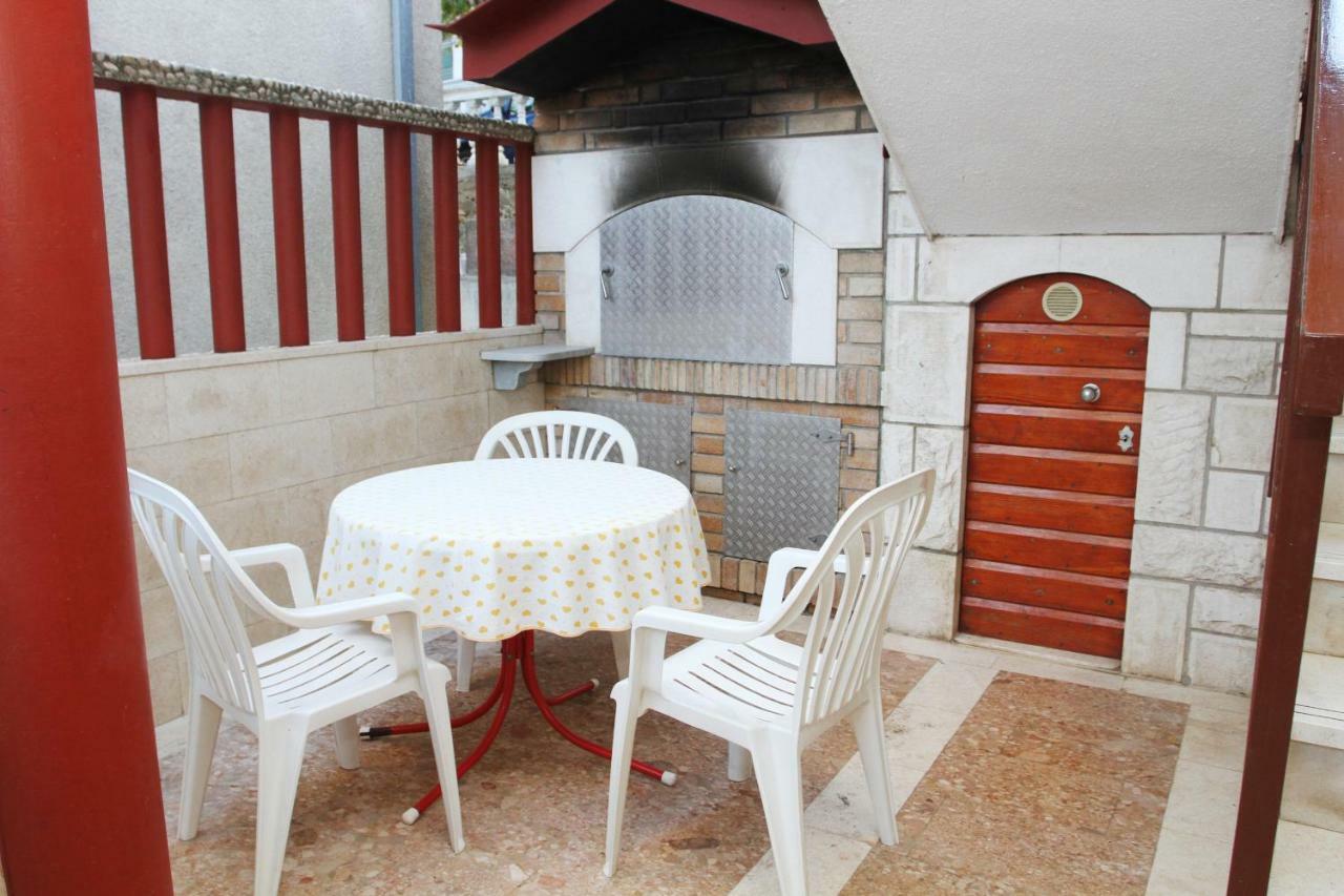 Ferienwohnung Raos Iva Trogir Exterior foto