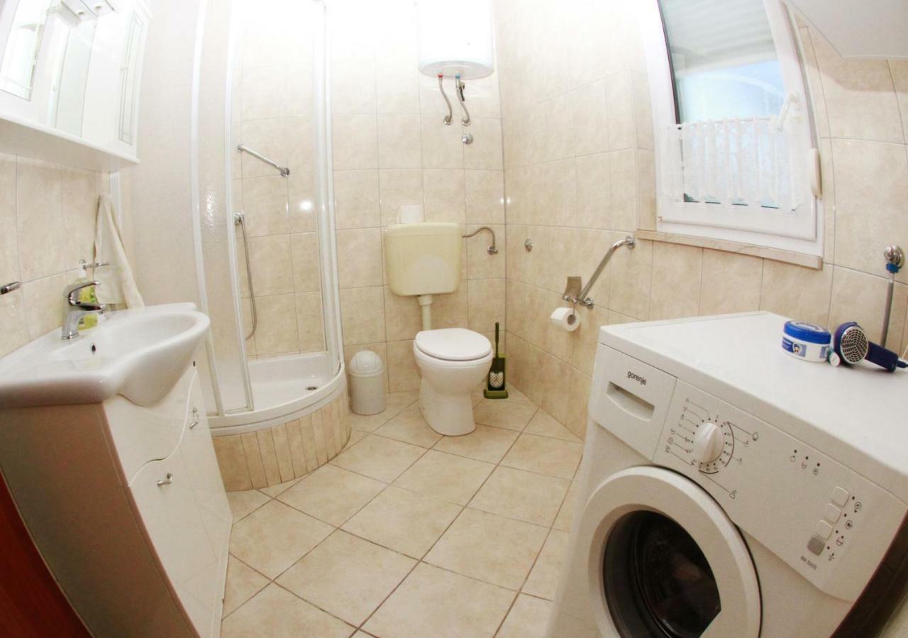 Ferienwohnung Raos Iva Trogir Exterior foto